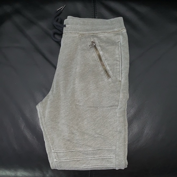 Abercrombie women’s lounge pants in army green XS - Picture 5 of 5